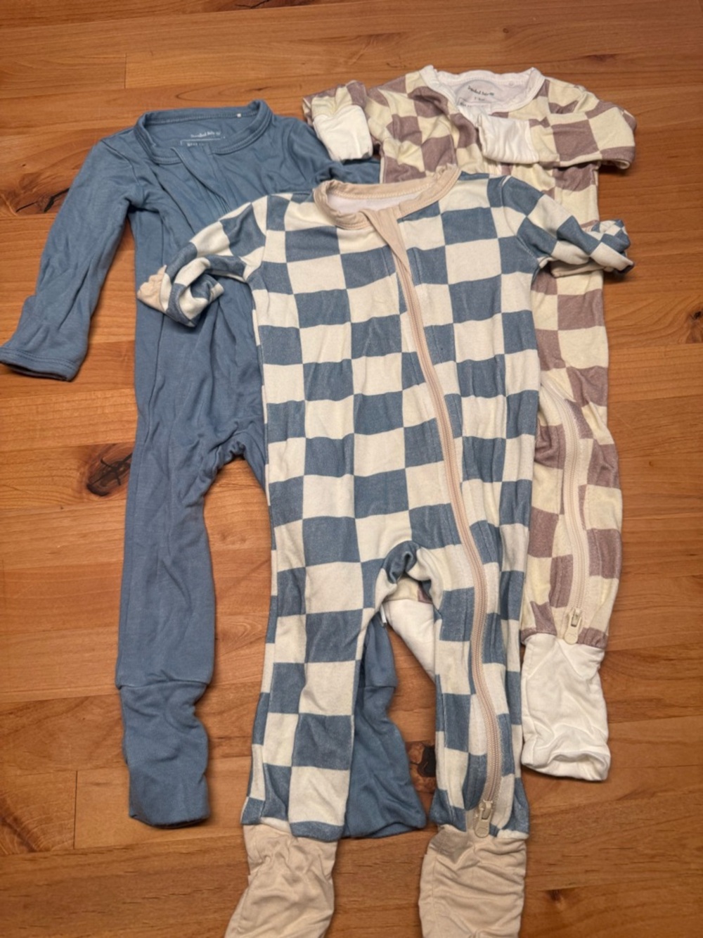 Dreamland Baby Bamboo Pajamas w/ DreamCuffs® Size 3-6Months Never Worn